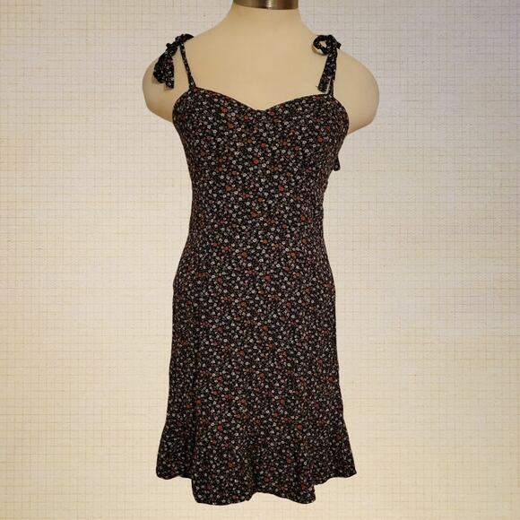 Floral Tie Strap Sundress Aeropostale Black Fit-and-Flare Size Small - Picture 1 of 7